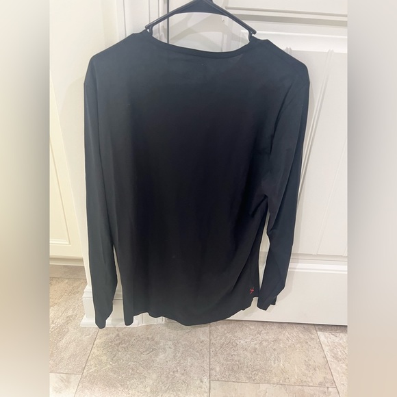 Cuts AO Long Sleeve Henley Curve-Hem (Valentine’s Day edition) - Picture 2 of 4